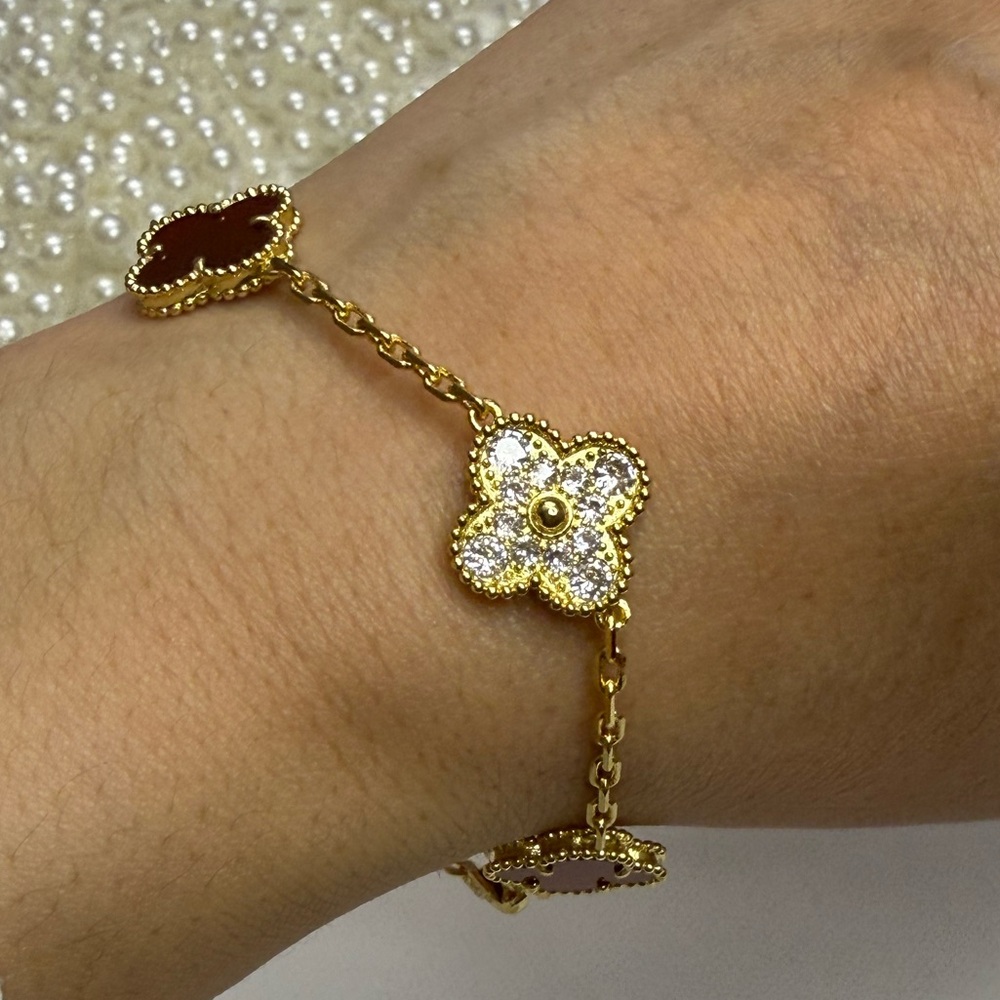 Gold and Red Bracelet four clover - Picture 3 of 8